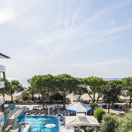 Hotel Miramare Λινιάνο Σαμπιαντόρο Εξωτερικό φωτογραφία