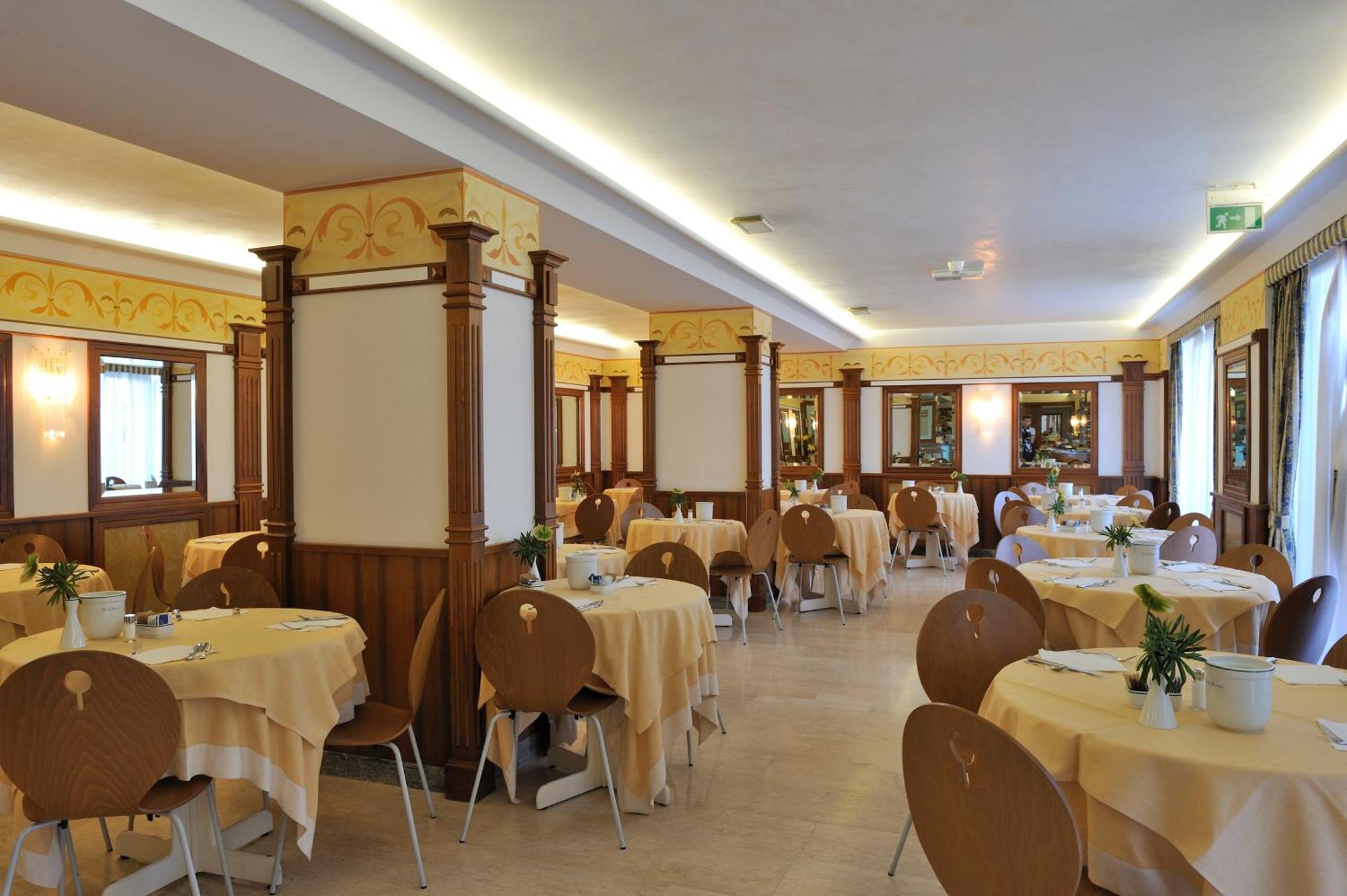 Hotel Miramare Λινιάνο Σαμπιαντόρο Εξωτερικό φωτογραφία