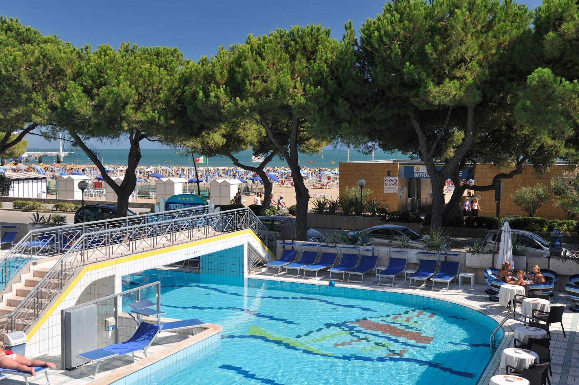 Hotel Miramare Λινιάνο Σαμπιαντόρο Εξωτερικό φωτογραφία