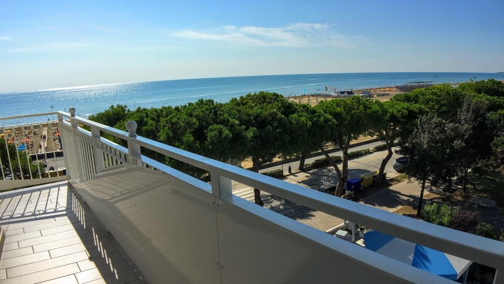 Hotel Miramare Λινιάνο Σαμπιαντόρο Εξωτερικό φωτογραφία