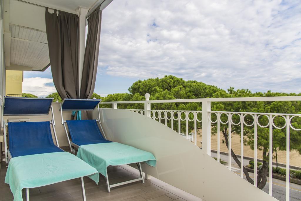Hotel Miramare Λινιάνο Σαμπιαντόρο Εξωτερικό φωτογραφία