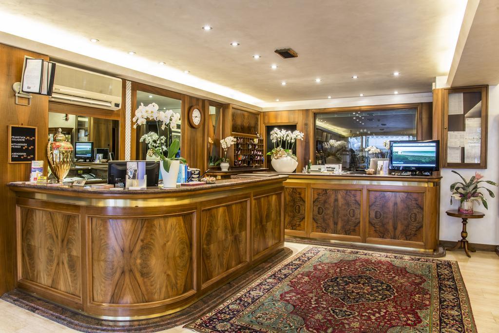 Hotel Miramare Λινιάνο Σαμπιαντόρο Εξωτερικό φωτογραφία