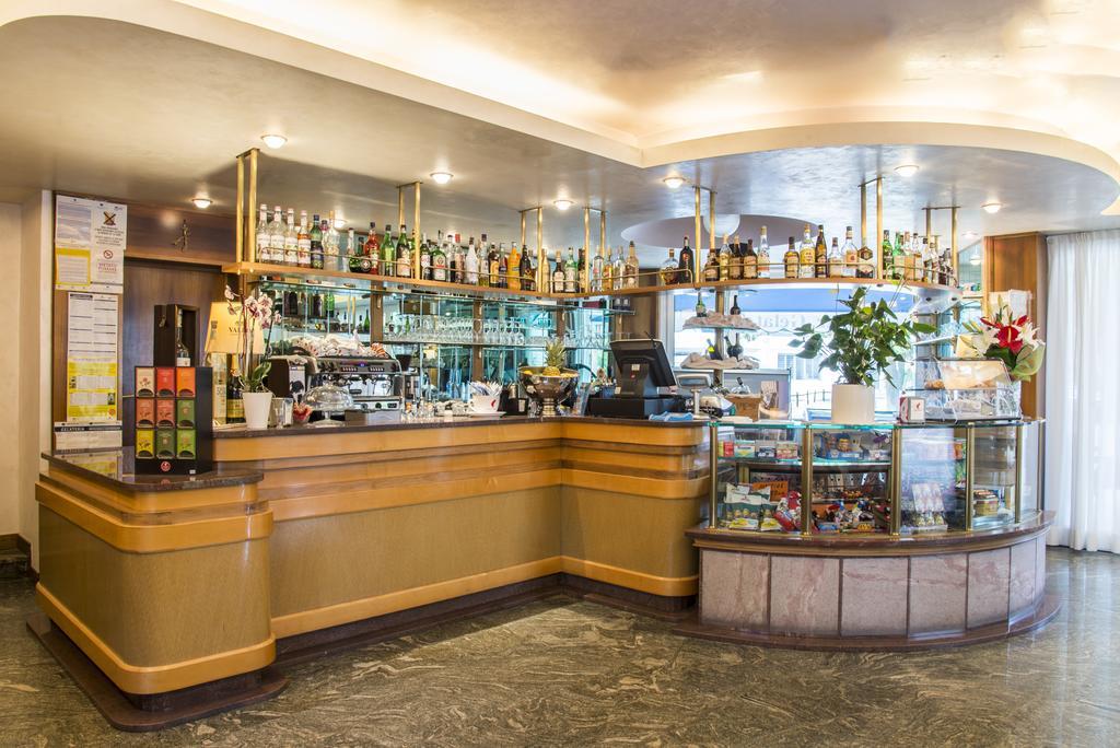 Hotel Miramare Λινιάνο Σαμπιαντόρο Εξωτερικό φωτογραφία