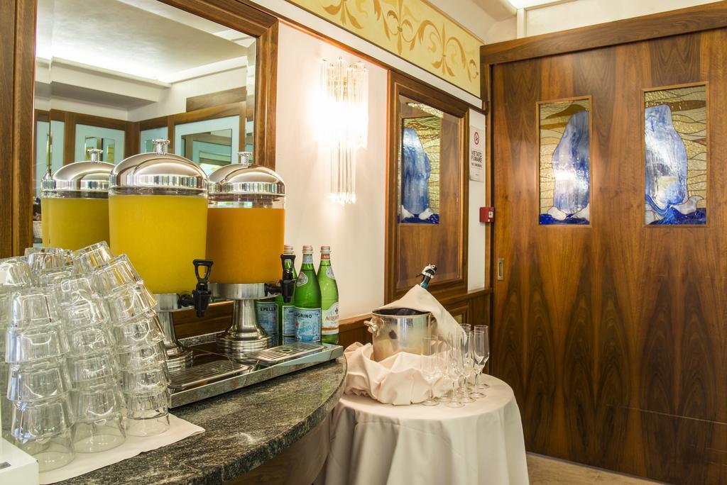 Hotel Miramare Λινιάνο Σαμπιαντόρο Εξωτερικό φωτογραφία